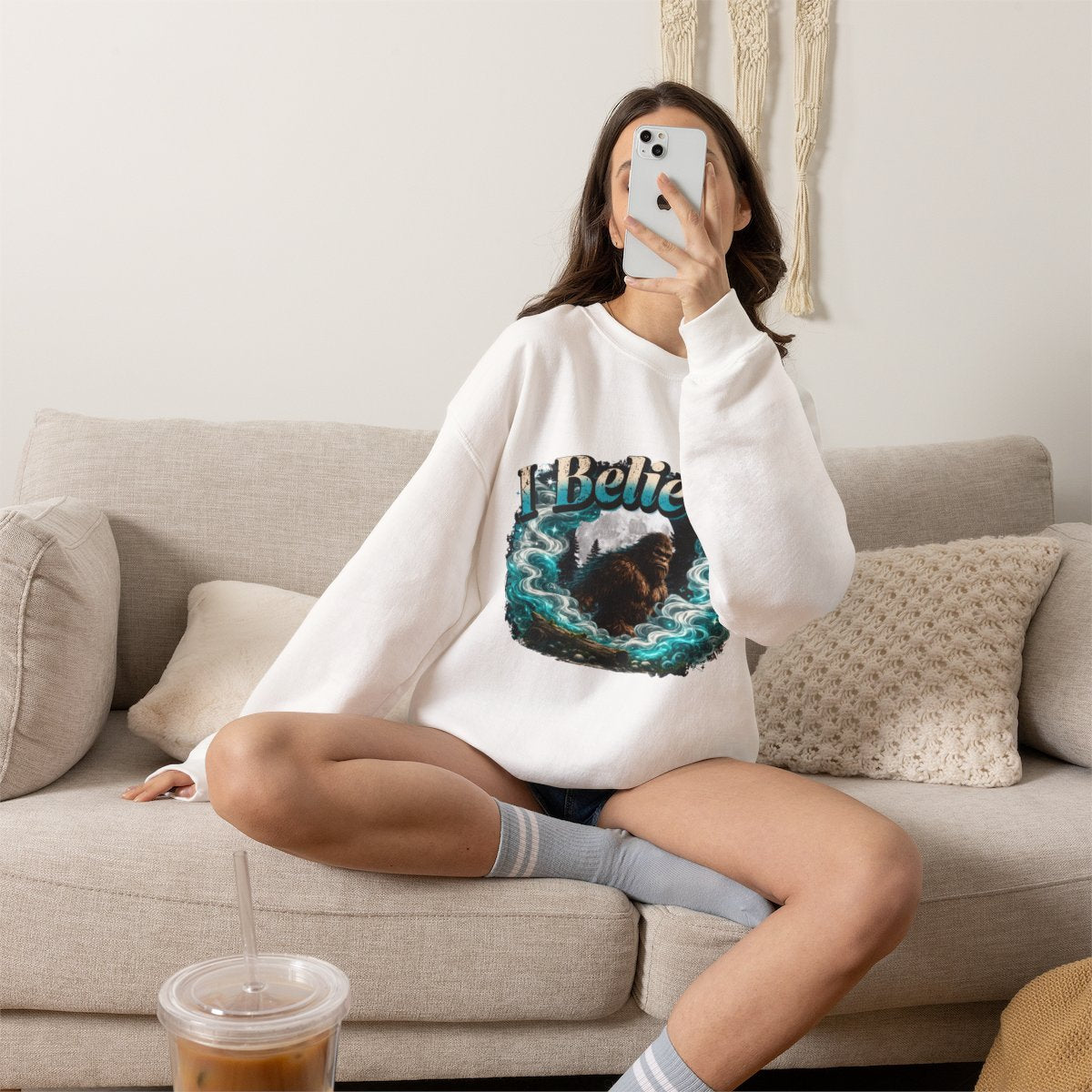 I Believe ... Bigfoot | Crewneck Sweatshirt | Sasquatch Cryptid Wilderness Pullover