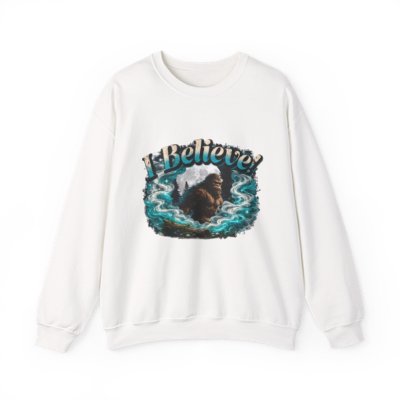 I Believe ... Bigfoot | Crewneck Sweatshirt | Sasquatch Cryptid Wilderness Pullover